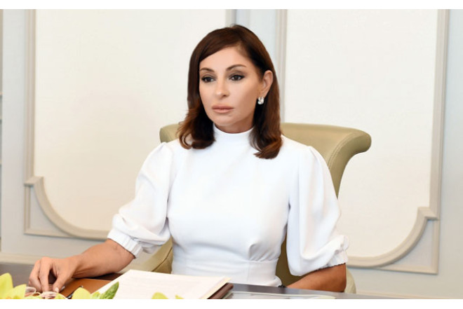 Mehriban Əliyevanın təşəbbüsü ilə 72 minə yaxın tibb işçisinin maaşı artırıldı