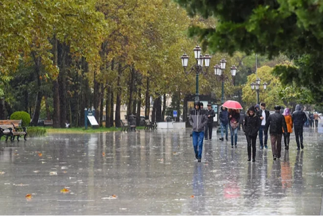 Hava kəskin dəyişir: Güclü yağış, dolu və sel GƏLİR 