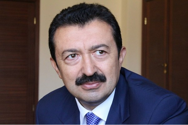 Keçmiş deputatın oğlu yüksək vəzifədən çıxarıldı - DOSYE
