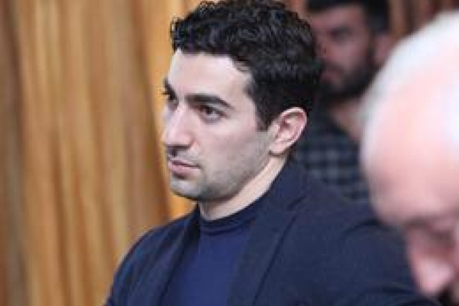 "Atamın həbsinin əsas səbəblərindən biri Rusiya yönümlü siyasətidir" - Levon Köçəryan