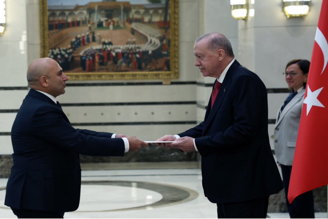 Ərdoğan ölkəmizin Türkiyədəki səfirini qəbul edib 