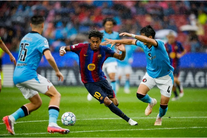 UEFA Çempionlar Liqası: "Barselona"dan mövsümə darmadağınla başladı 