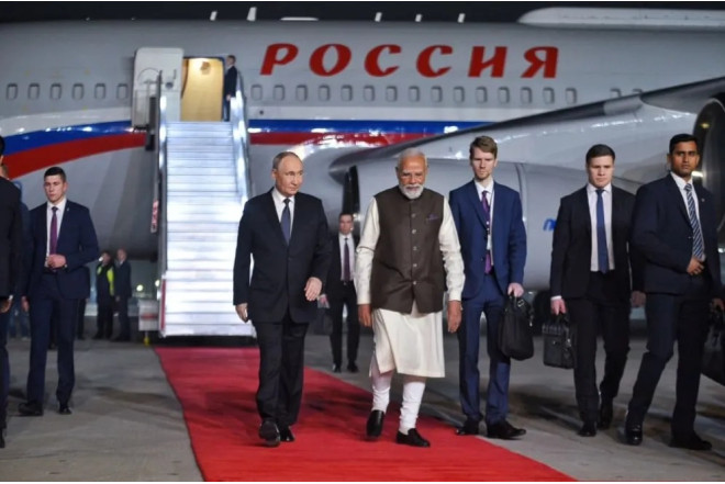 Putin Hindistana gedir 