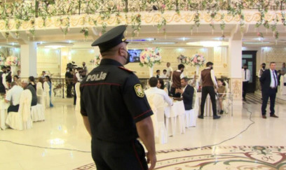 Azərbaycanda ata oğlunun toyunda həbs olundu 