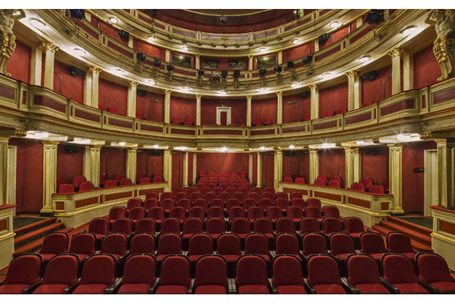Azərbaycanda teatr mədəniyyəti: tamaşaçı azalır, yoxsa teatr dəyişir?