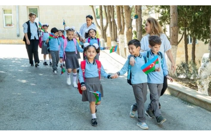 Uşaq evlərindən 39 uşaq birinci sinfə gedir 
