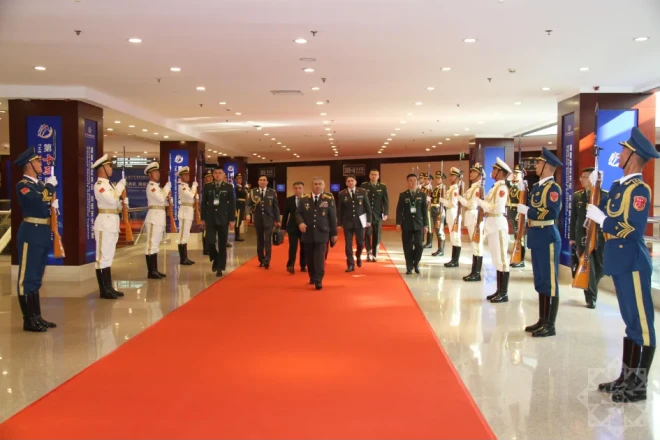 Zakir Həsənov Çindədir FOTO