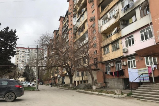 Köhnə binalar, süni qiymətlər: “Xruşşovka”lar həqiqətən ucuzdurmu?