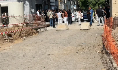 Həsən Əliyev küçəsində müvəqqəti keçid yaradıldı - Tələbələr üçün