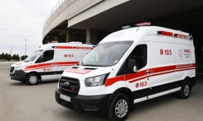 Bakıda kişi yanaraq öldü 
