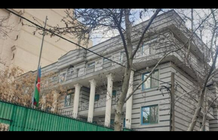 Hava yolu da bağlandı, hazırda İranda olan vətəndaşlarımız nə etməlidir?