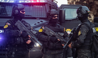 Polislərə silahlı müqavimət göstərən şəxs zərərsizləşdirildi 
