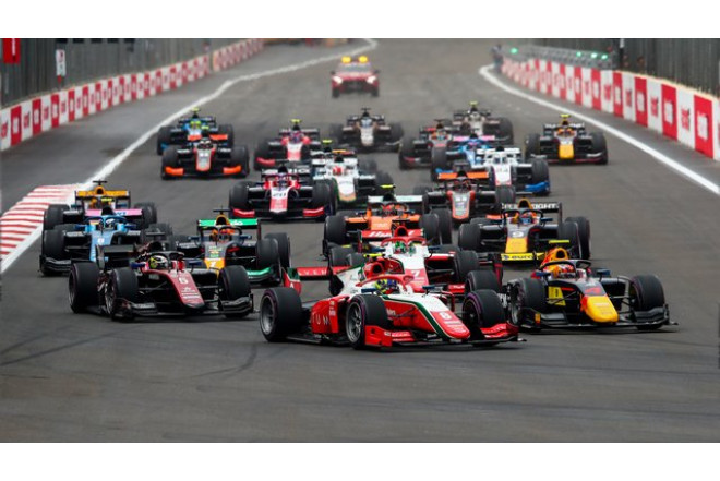 "Formula-2": Azərbaycan Qran-prisində sprint yarışı başlayıb 