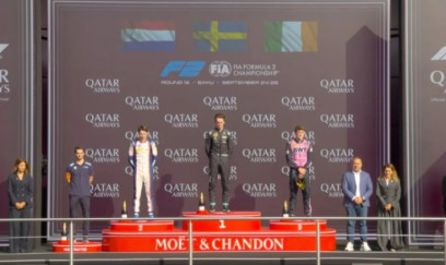 "Formula-2": Azərbaycan Qran-prisinin sprint yarışının qalibi mükafatlandırıldı - FOTO 