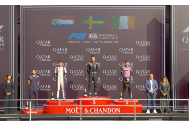 "Formula-2": Azərbaycan Qran-prisinin sprint yarışının qalibi mükafatlandırıldı - FOTO 
