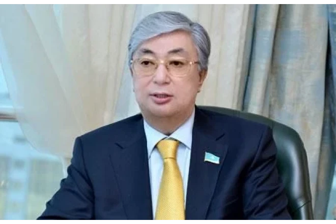 Tokayev müdafiə nazirini qovdu 