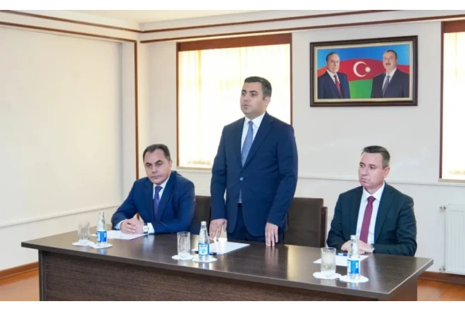 Yeni nazir kollektivə təqdim edildi 