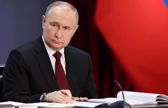 Rusiyada yaşayan azərbaycanlıların NƏZƏRİNƏ: Putin qərar imzaladı 