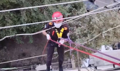 Qapını döydülər, cavab gəlmədi- VIDEO