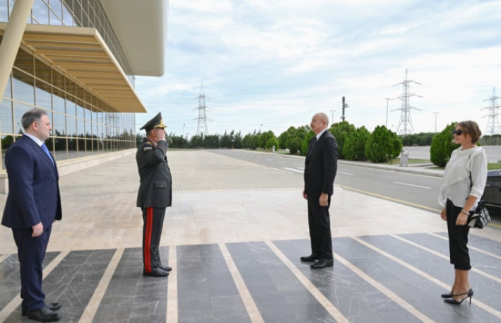 Prezident İlham Əliyev “ADEX 2026” və “Securex Caspian” sərgiləri ilə tanış olub 
