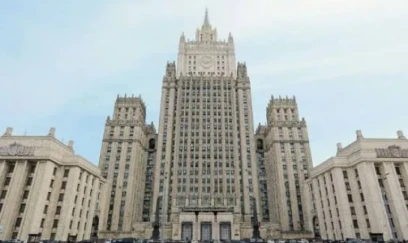 Rusiya Macarıstan diplomatlarını ölkədən çıxarır 