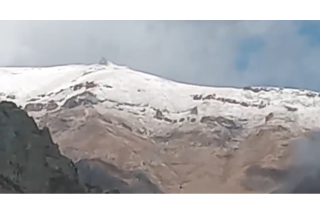 Naxçıvanda Sahbuzun dağlarına qar yağıb - VIDEO