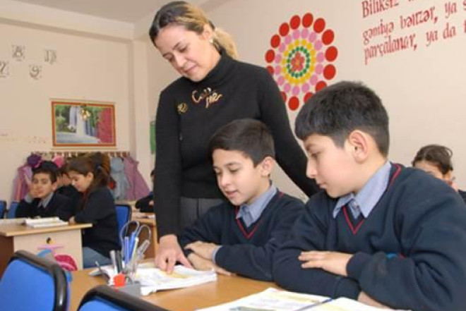 “Müəllim mütaliə etmirsə, şagirddə bu bacarığı formalaşdıra bilməz” – Etibar Əliyev