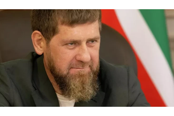 Kadırov 50 yaşında yenidən Çeçenistan rəhbəri oldu - And içdi