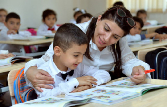 Bu gün Beynəlxalq Müəllimlər Günüdür
