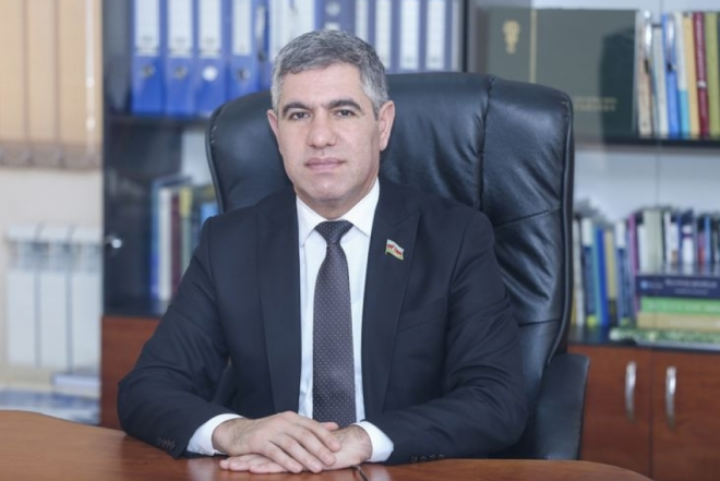 Azərbaycan və Türkiyə bayraqları kosmik sərgidə yanaşı nümayiş etdirildi 