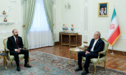 Pezeşkian Mirzoyanı qəbul edib müzakirələr aparılıb