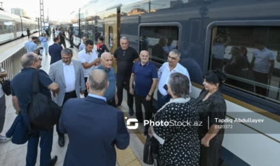 Dəmir yolunda dəmir intisamsızlıq- Sərnişinlərin səsi niyə eşidilmir?