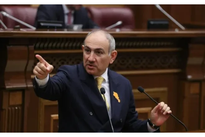 Paşinyan erməni deputatı partiyasından qovdu 