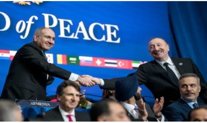 Prezident Türkmənistanda Paşinyanla söhbətləşdi -FOTO