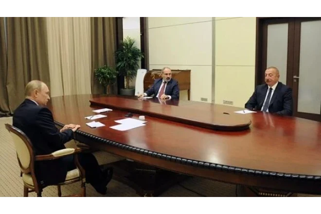 Əliyev, Putin və Paşinyan qapalı görüş keçirib? 