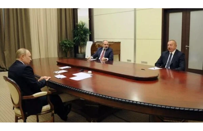 Əliyev, Putin və Paşinyan qapalı görüş keçirib? 