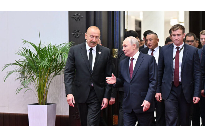 Putin MDB sammitində İlham Əliyevlə ayaqüstü söhbət edib