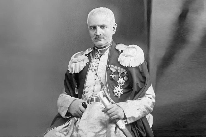 Kəramət Böyükçöl hicab müzakirəsində Azərbaycan maarifçilərini yada saldı