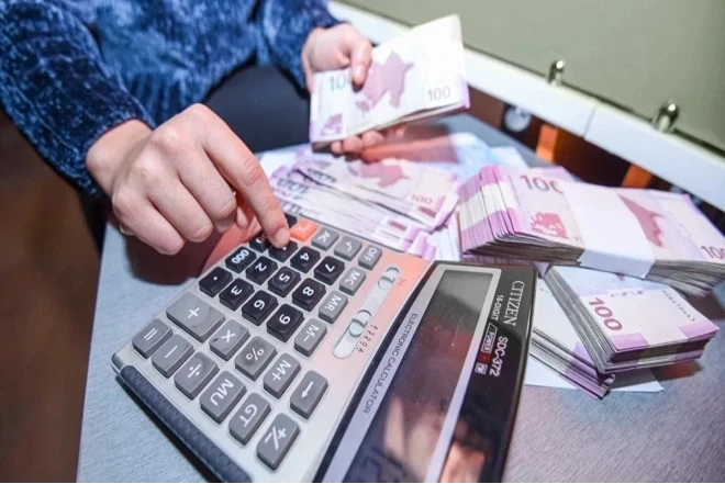 Azərbaycanda əsas kapitala investisiya qoyuluşu artıb 
