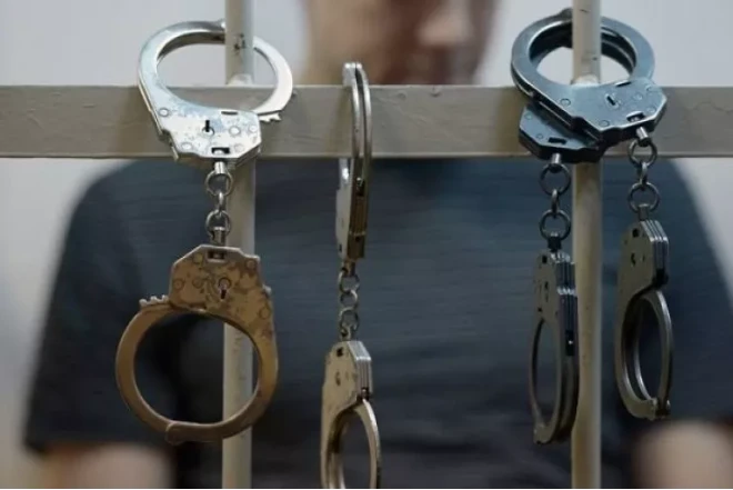Ata və oğlunu öldürmüşdü, həbs olunmadı 