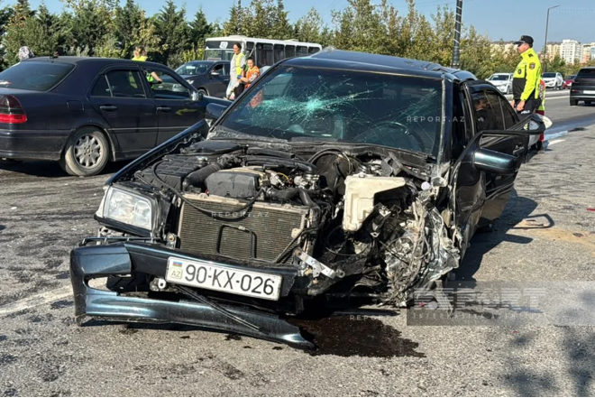 Sumqayıtda sərnişin avtobusu minik avtomobili ilə toqquşub: xəsarət alanlar var 
