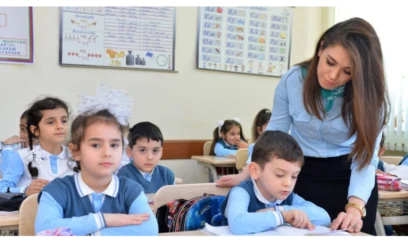 Məktəblərdə geyim qaydaları ilə bağlı bəyanat: "Vətəndaşlarımızı təxribatlara uymamağa dəvət edirik"