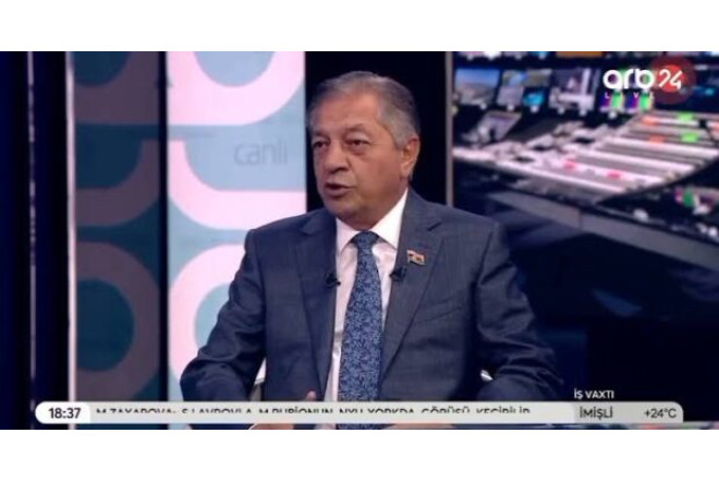 Cavanşir Feyziyev məktəbli formasının vacibliyini açıqladı: “Uşaqlar arasında fərq yaranır”