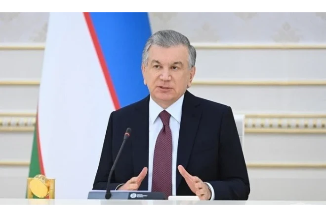 Şövkət Mirziyayev Azərbaycana gəlir 