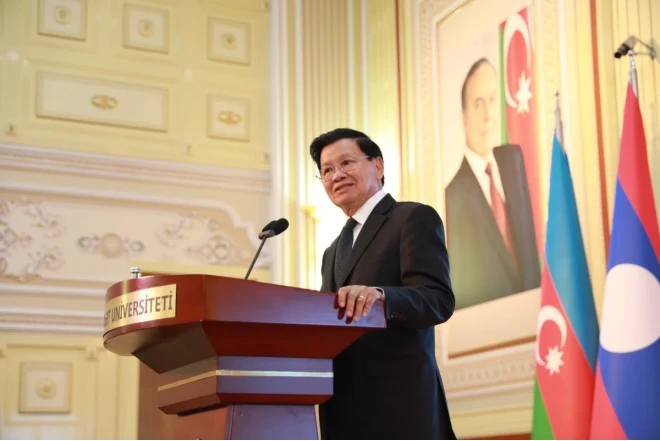Laos Prezidenti BDU-nun tələbələri ilə görüşüb 