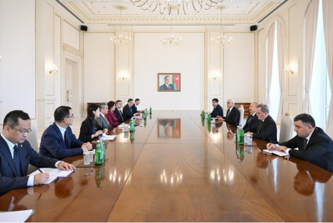 Prezident İlham Əliyev Vanq Yini qəbul edib 