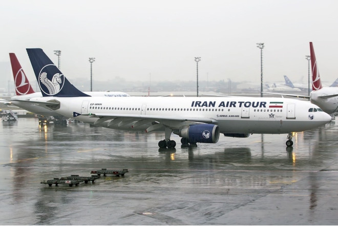 Tehran–İstanbul reysi Təbrizdə məcburi eniş edib 