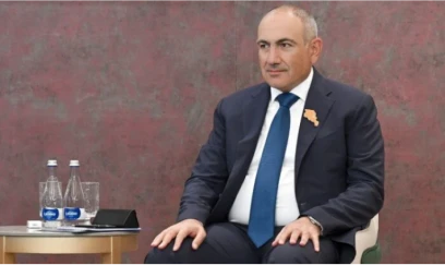 Rusiya Nikoldan tələb edir ki, …