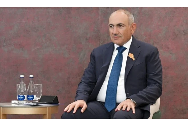 Rusiya Nikoldan tələb edir ki, …