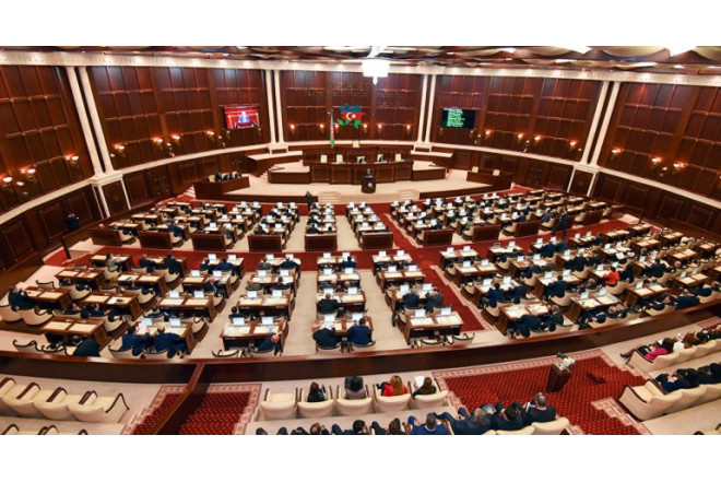 Deputatların pensiya əlavəsi buna görə hesablanacaq 